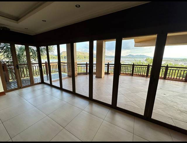 6 BEDROOM HOUSE FOR SALE IN BIRDWOOD ESTATE